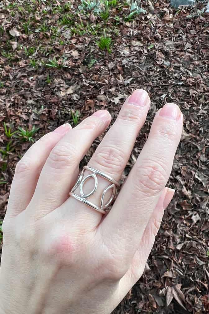 Custom  wedding  ring  renaissance sterling silver Victoria BC Canada