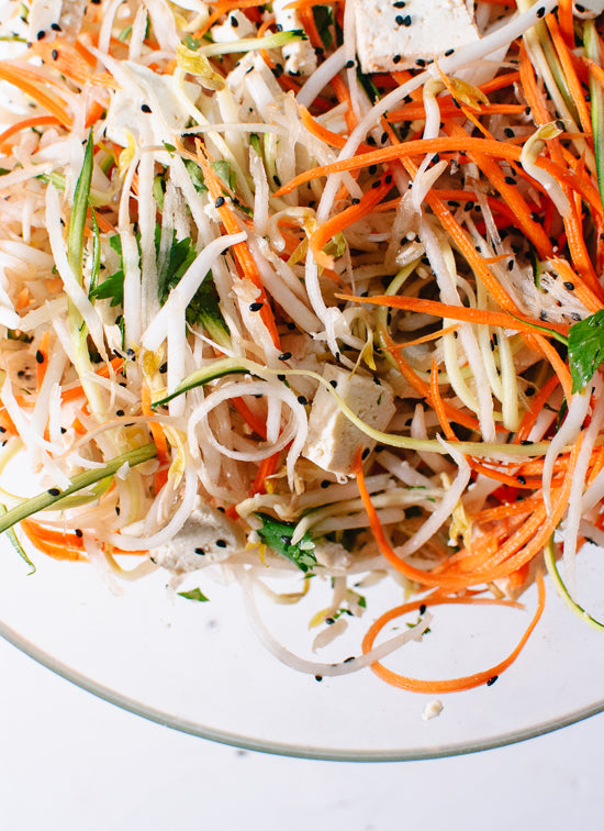 Mouth watering zucchini noodle pad thai