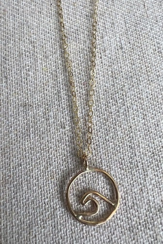 Mini-wave-necklace-14k-gold-fill-closeup-victoria-bc-sand-silver-jewellery 
